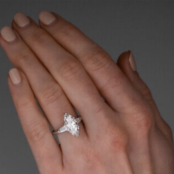 NWT 925 STERLING SILVER diamond 💍 Ring - Picture 7 of 7